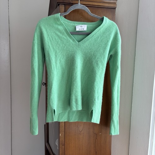 Allude lime green neck - green,