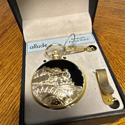 Allude full hunter - hunter, quartz