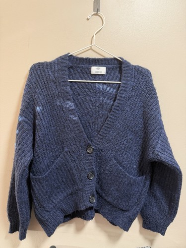 Allude patch pocket button - button, up